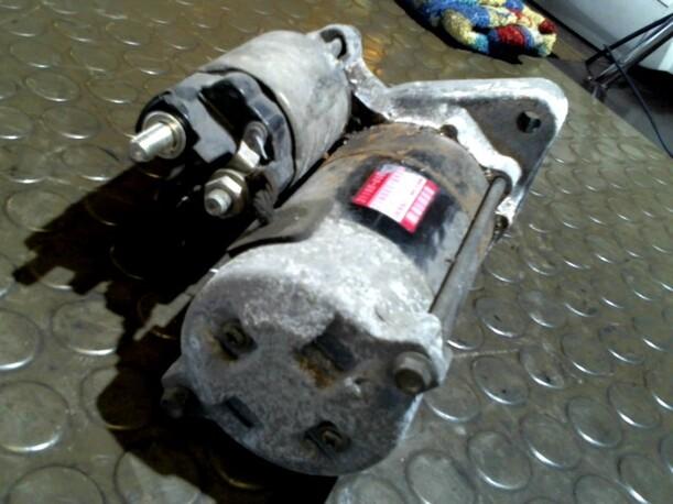 Foto: ANLASSER / STARTER DENSO eines Suzuki Liana Kombi 1.6 Club