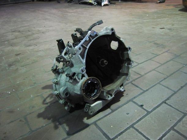 Foto: SCHALTGETRIEBE  5-GANG eines Ford Fiesta DI