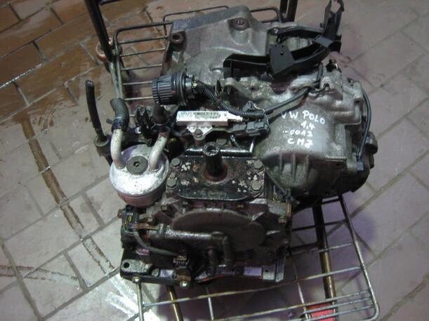 Foto: AUTOMATIK-GETRIEBE eines VW Polo 60