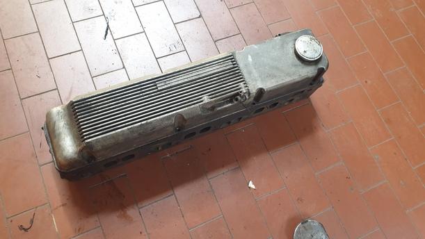 Foto: ZYLINDERKOPF 25E eines OPEL 2,5E