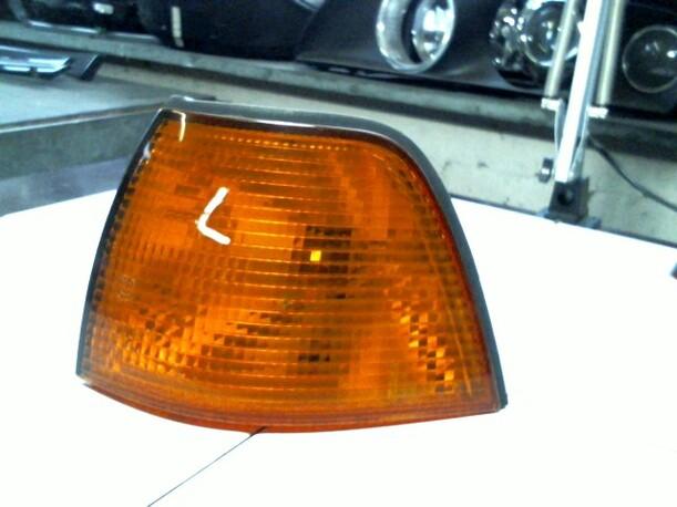 Foto: BLINKER / BLINKLEUCHTE LINKS eines BMW 318i touring