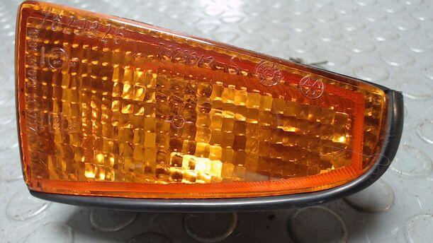Foto: BLINKER / BLINKLEUCHTE VORN LINKS eines Fiat Cinquecento 0.9 i.e.