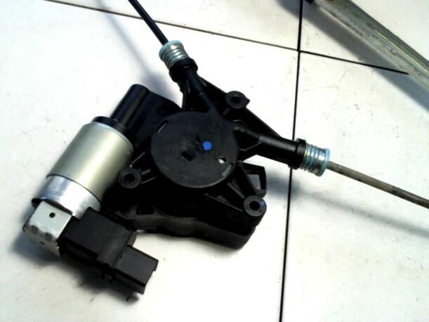 Foto: FENSTERHEBER ELEKTR. HINTEN LINKS eines Mazda 2 1.4l