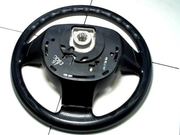 Foto: LENKRAD eines Mazda 2 1.4l