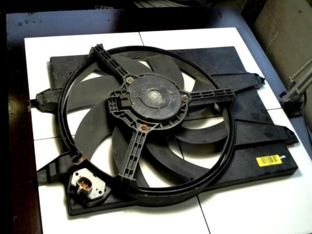 Foto: ELEKTROLÜFTER eines Mazda 2 1.4l