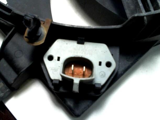 Foto: ELEKTROLÜFTER eines Mazda 2 1.4l