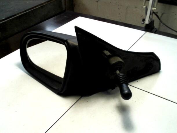 Foto: AUSSENSPIEGEL LINKS MECH. VERSTELLBAR eines Opel Corsa