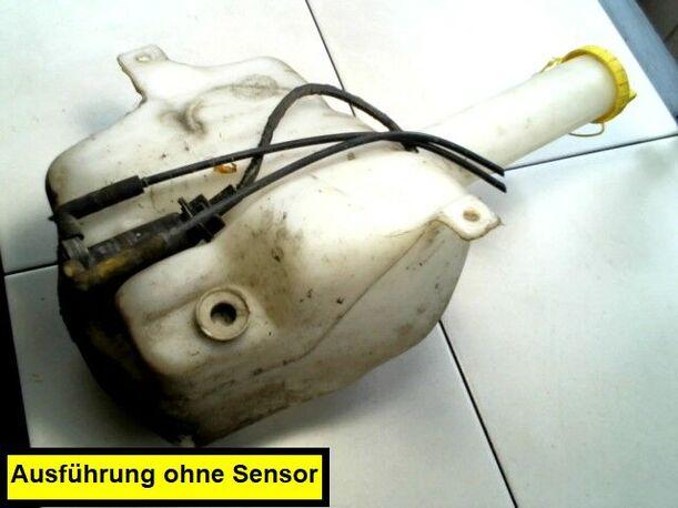 Foto: SCHEIBENWASCHBEHÄLTER eines Ford Mondeo Turnier 16V