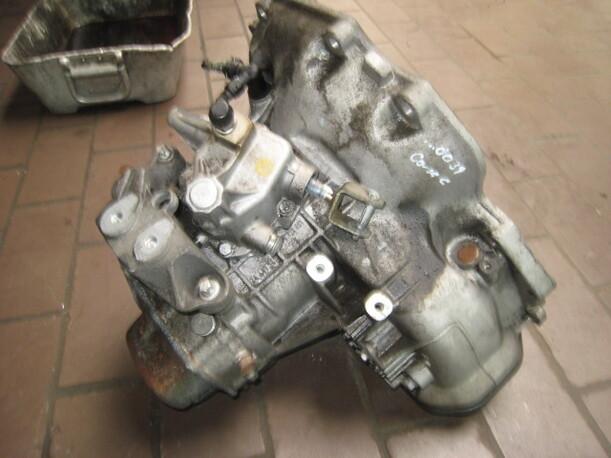 Foto: SCHALTGETRIEBE 5-GANG F13 C3,94 eines Opel Corsa 1.2 16V