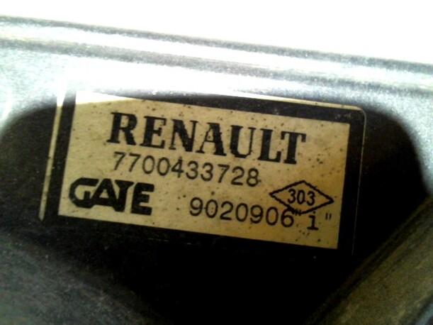 Foto: ELEKTROLÜFTER eines Renault Scenic 1.6 16V