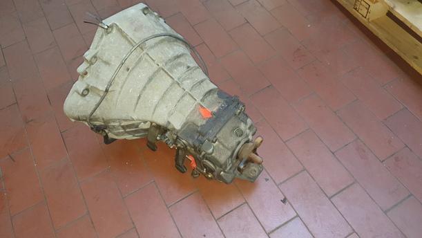 Foto: SCHALTGETRIEBE 4-GANG eines Mercedes-Benz 190 E