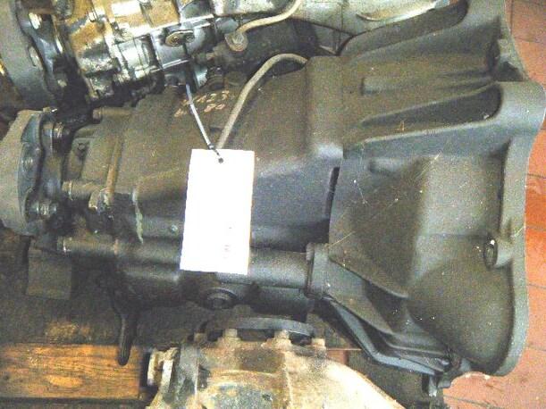Foto: SCHALTGETRIEBE (UNGEPRÜFT) eines MERCEDES-BENZ 200D