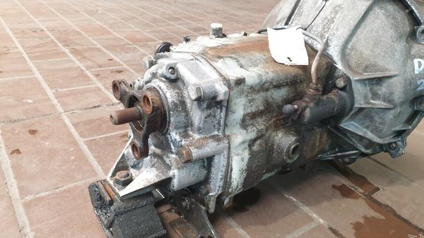 Foto: SCHALTGETRIEBE (UNGEPRÜFT) eines Mercedes-Benz 200 D