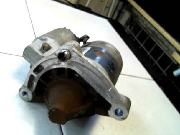 Foto: ANLASSER / STARTER eines Citroen Saxo 1.1