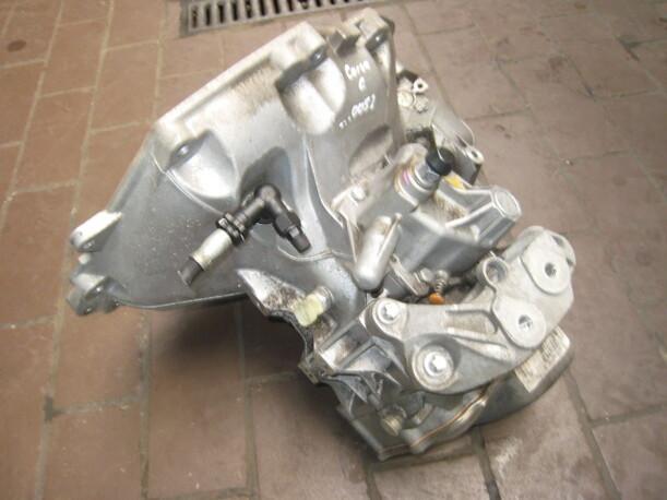 Foto: SCHALTGETRIEBE 5-GANG (23000km) eines Opel Corsa 1.2 16V