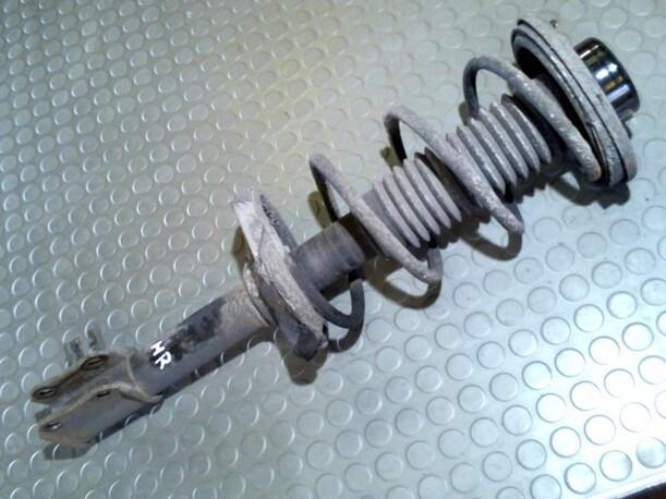 Foto: FEDERBEIN HINTEN RECHTS eines Suzuki Baleno 1.3