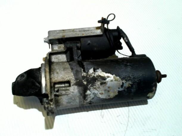 Foto: ANLASSER / STARTER BOSCH eines Opel Vectra 2.5 V6 Caravan