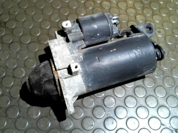 Foto: ANLASSER / STARTER BOSCH eines Opel Vectra 2.0 DI