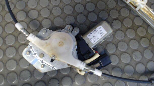 Foto: FENSTERHEBER ELEKTR. HINTEN RECHTS eines Fiat Marea 2.0 20V Weekend