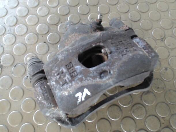 Foto: BREMSSATTEL VORN LINKS eines Honda Accord 2.0 Top