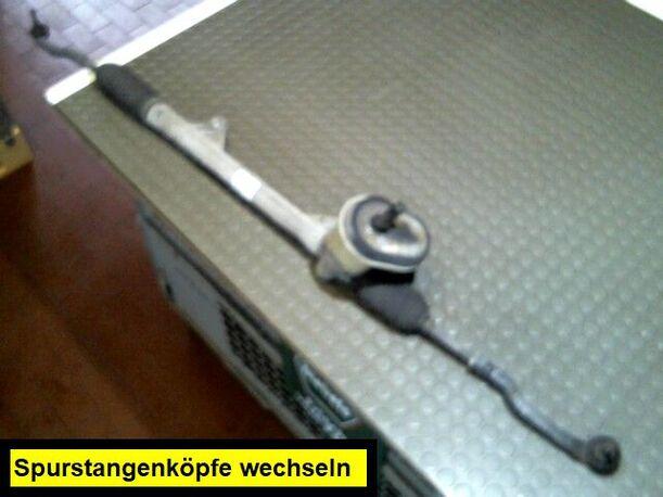 Foto: LENKUNG/ LENKGETRIEBE eines Nissan Micra 1.2