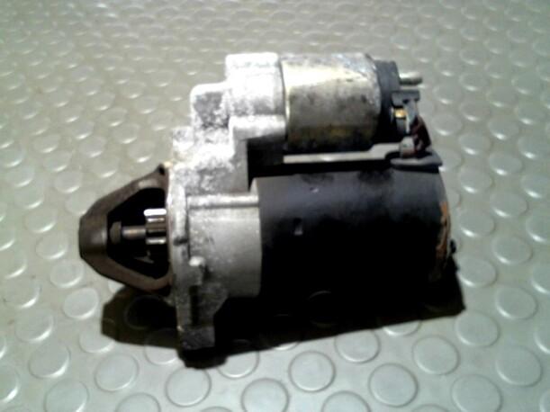 Foto: ANLASSER / STARTER BOSCH eines Ford Ka