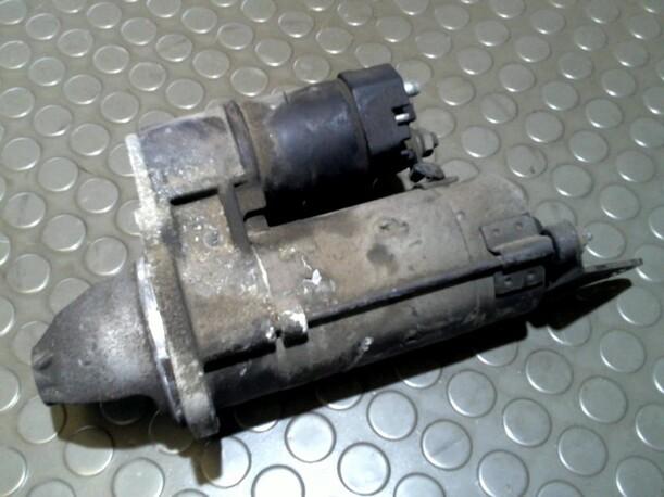 Foto: ANLASSER / STARTER eines BMW 520i 24V LS
