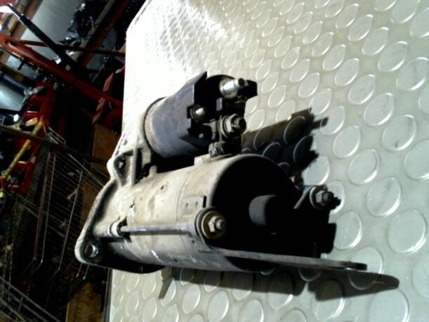Foto: ANLASSER / STARTER eines BMW 520i 24V LS