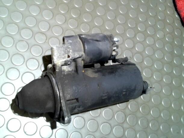 Foto: ANLASSER / STARTER BOSCH eines BMW 320i LS
