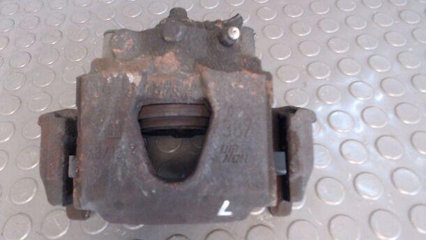 Foto: BREMSSATTEL VORN LINKS eines Opel Corsa LS