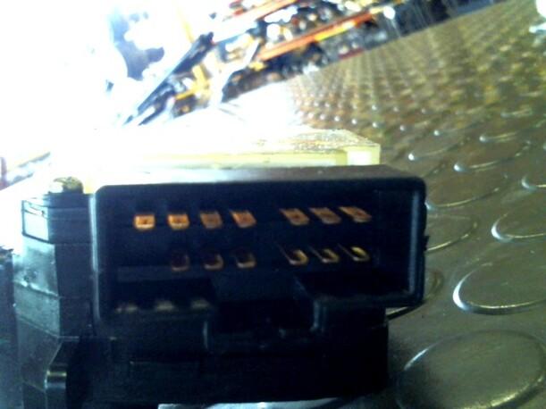 Foto: SCHEIBENWISCHERSCHALTER R eines Kia Magentis 2.0 Aut. Club