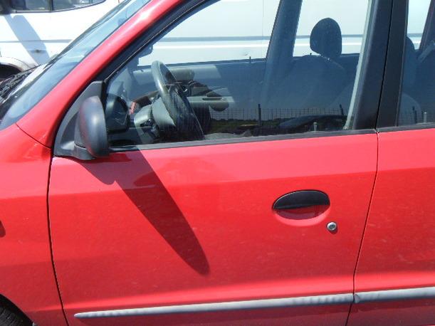 Foto: TÜR VORNE LINKS eines Hyundai Atos 1.0i LS