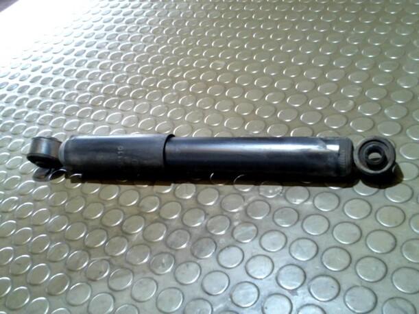 Foto: STOSSDÄMPFER HINTEN LINKS eines Hyundai Atos 1.1 GLSi
