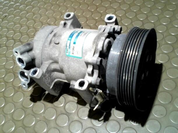 Foto: KOMPRESSOR KLIMAANLAGE eines Renault Clio 1.5 dCi GSi Champion