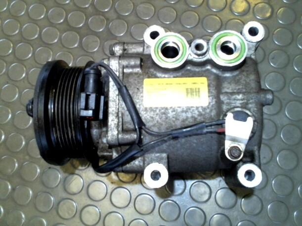 Foto: KOMPRESSOR KLIMAANLAGE eines Ford Fiesta 1.3 GSi Champion
