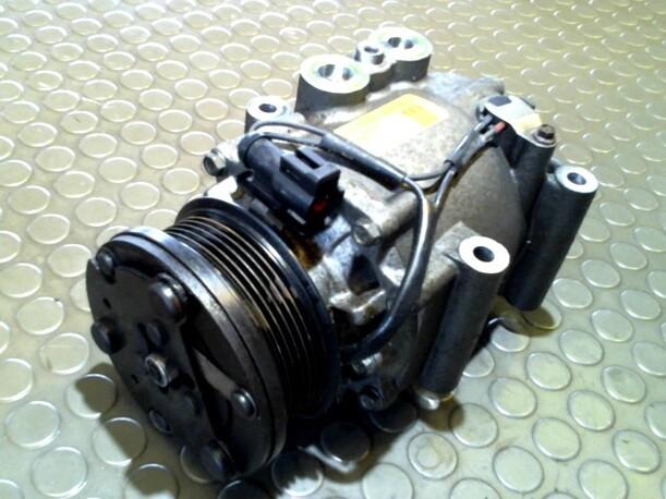 Foto: KOMPRESSOR KLIMAANLAGE eines Ford Fiesta 1.3 GSi Champion