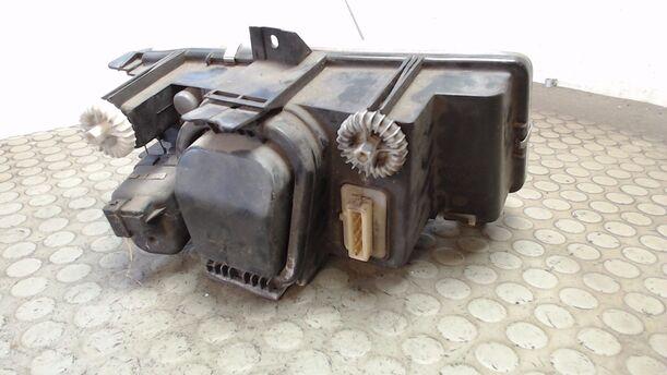 Foto: SCHEINWERFER LINKS eines Seat Cordoba 1.6i