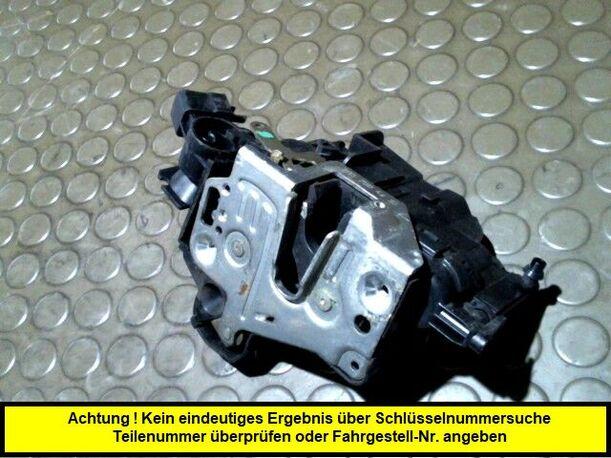Foto: TÜRSCHLOSS VORN LINKS eines Mercedes-Benz E 220 CDI