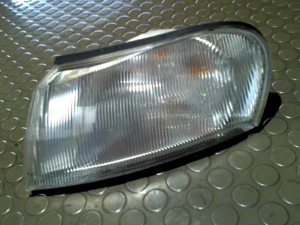 Foto: BLINKER LINKS eines Opel Vectra 1.6 Caravan CS