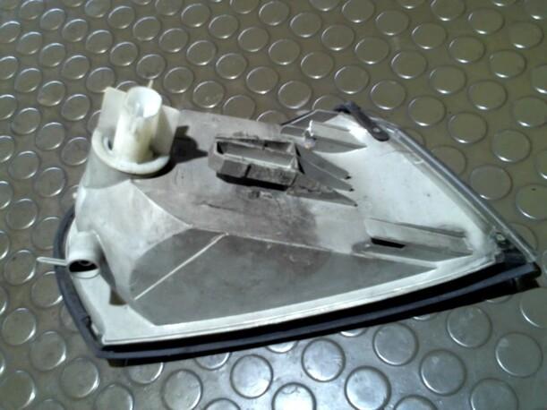 Foto: BLINKER LINKS eines Opel Vectra 1.6 Caravan CS