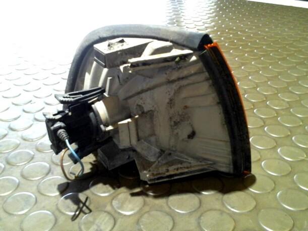 Foto: BLINKER / BLINKLEUCHTE LINKS eines BMW 318i GSi