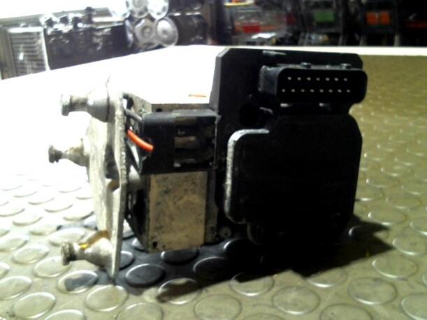 Foto: HAUPTBREMSAGGREGAT ABS eines Mercedes-Benz A 160