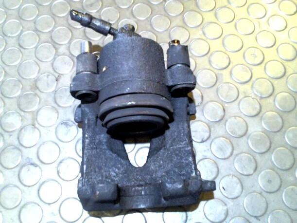 Foto: BREMSSATTEL VORN LINKS eines VW Polo 1.2 GSi
