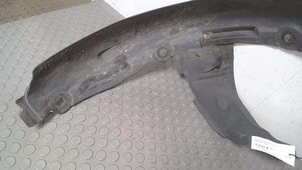 Foto: RADHAUSSCHALE/ INNENRADHAUS VORN LINKS eines Renault Clio 1.2