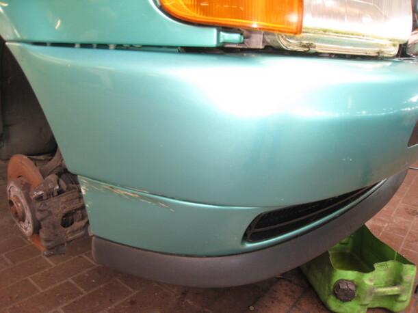 Foto: STOSSFÄNGER OBEN eines VW Polo 75 Club