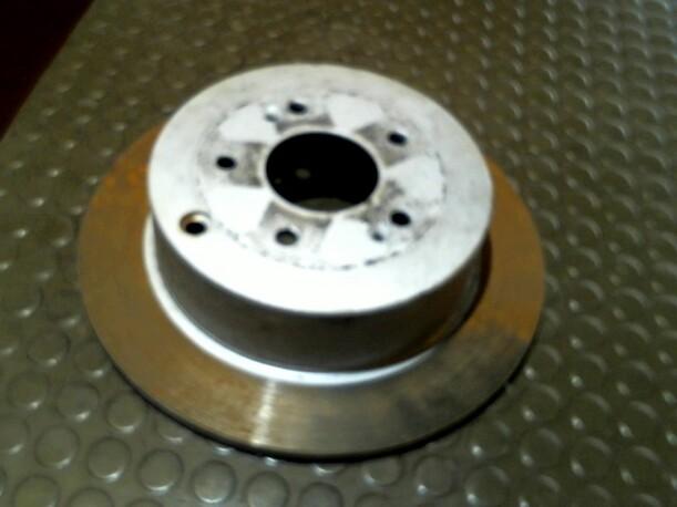 Foto: BREMSSCHEIBE HINTEN RECHTS eines Hyundai Santa Fe 2.2 CRDi 4WD CPF Club