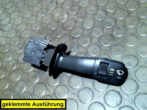 Foto: SCHEIBENWISCHERSCHALTER eines BMW 520i touring Club