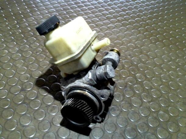 Foto: PUMPE SERVOLENKUNG eines Mazda MPV 2.0 TD Club