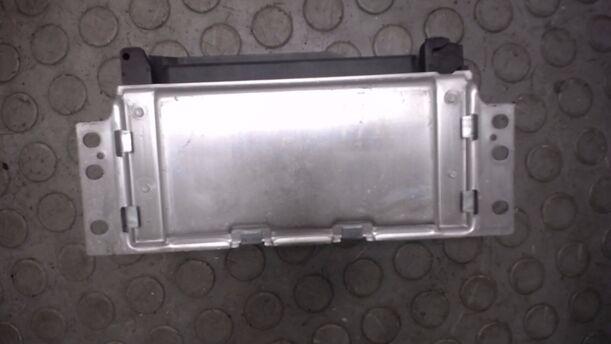 Foto: STEUERGERÄT ABS eines Nissan Almera 1.4 Club