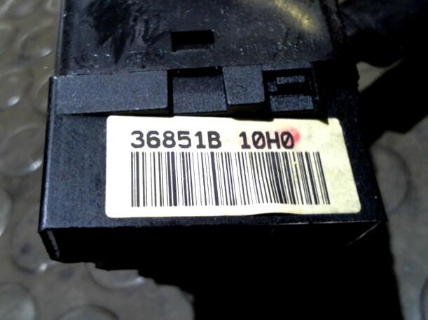 Foto: BLINKSCHALTER/KOMBISCHALTER L eines Nissan Almera 1.5 Club